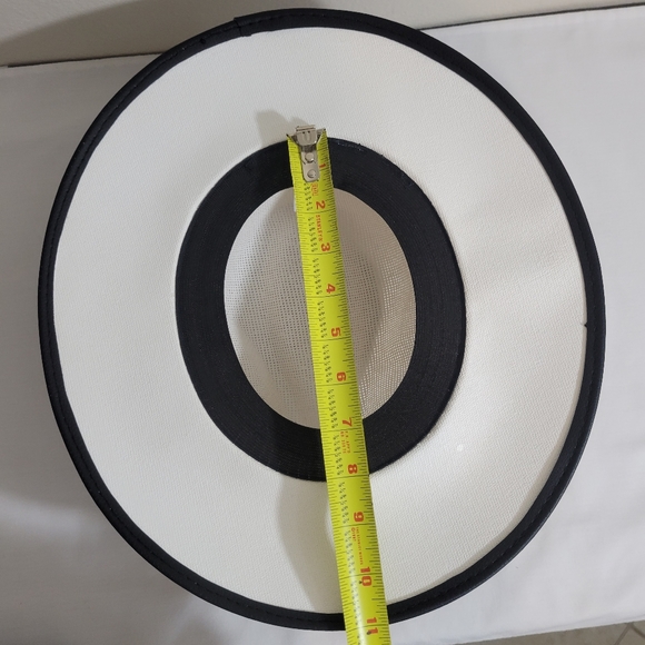 Beautiful Embroidered Hat - Picture 9 of 11